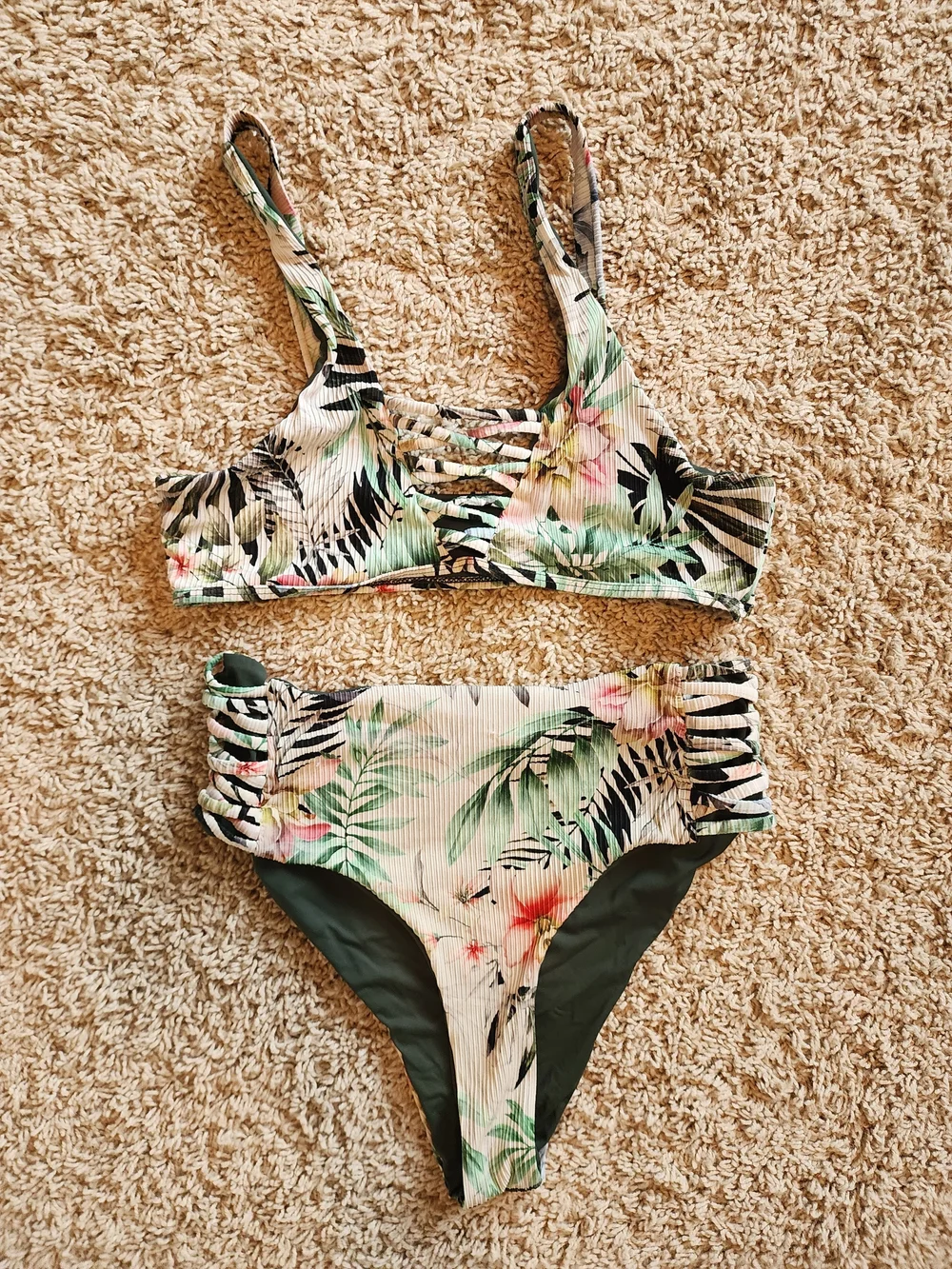 N/A two bikini